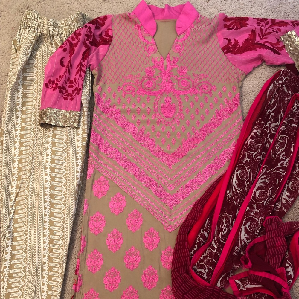 Beautiful designer 3 piece suit